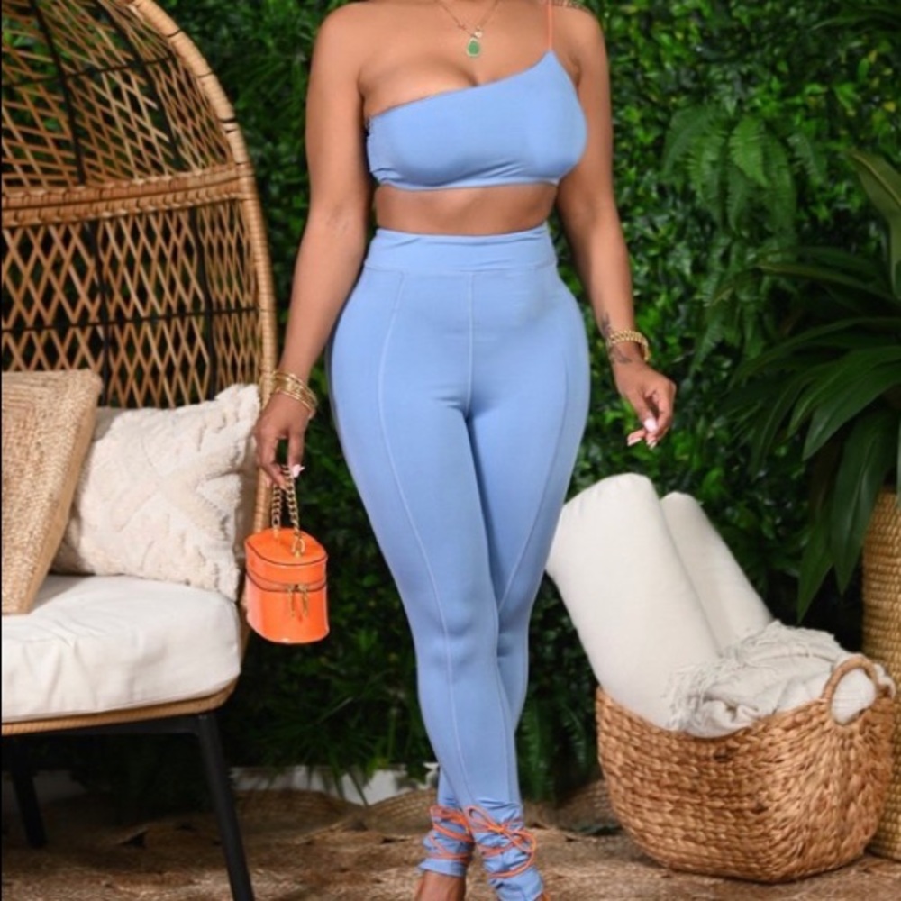 Blue Two Piece Set - Picture 2 of 3